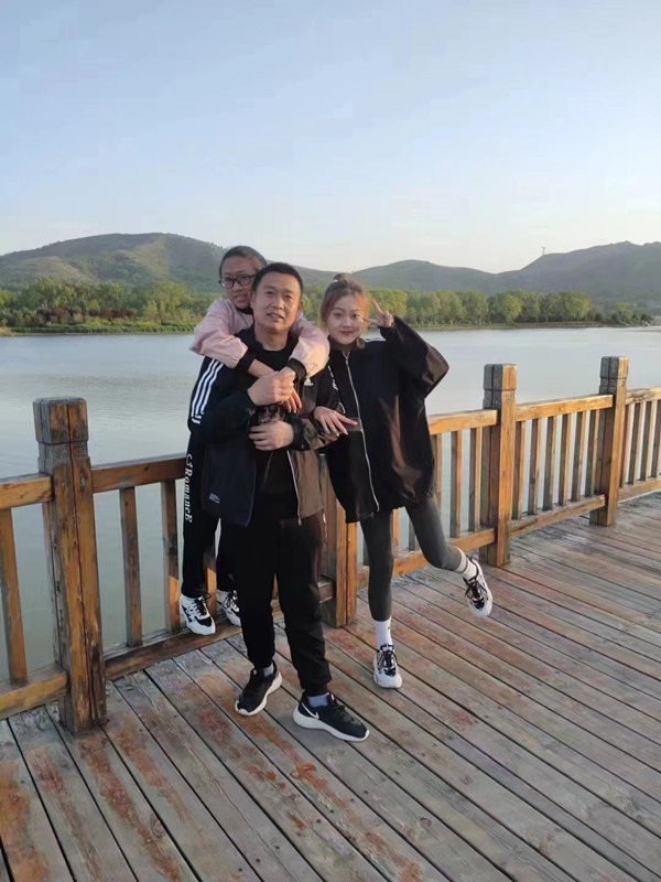 修路的父親——左金慧