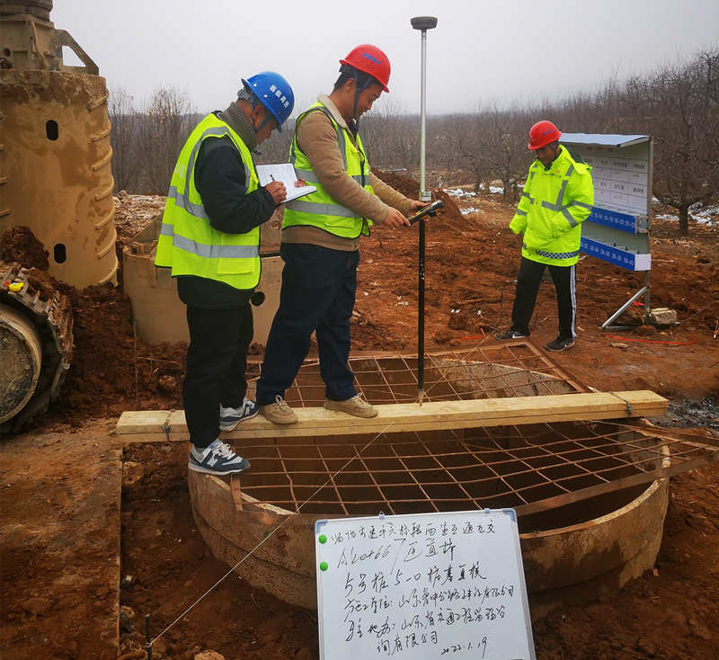 平凡崗位  默默堅守?千錘百煉  終成鋼 ——記臨臨高速六標(biāo)測量隊長工匠精神先進(jìn)事跡