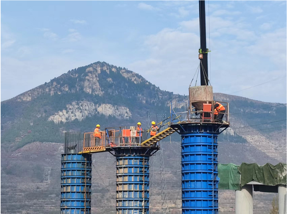 K102+627北安樂村大橋，9#左上墩柱澆筑砼_副本