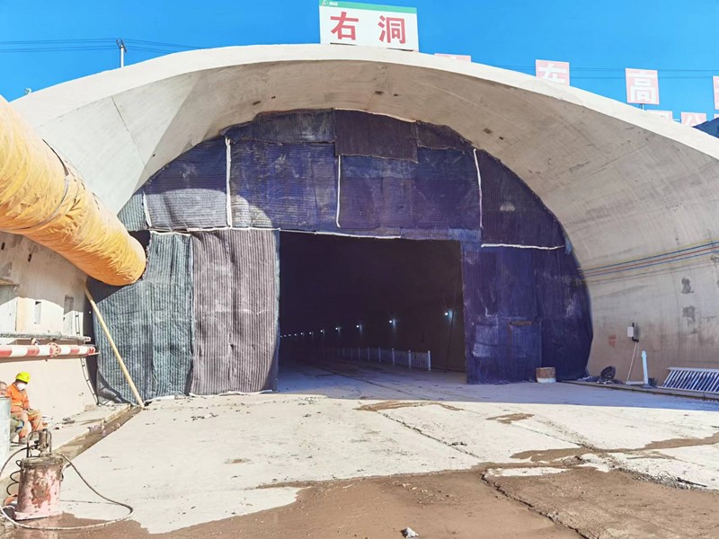 曹家頂門簾_副本