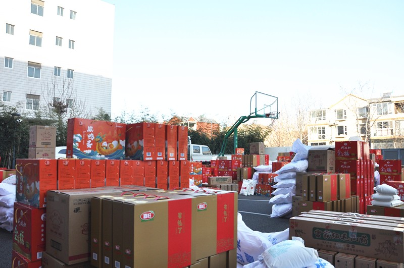 年貨發(fā)放，祝我們的2023更加精彩