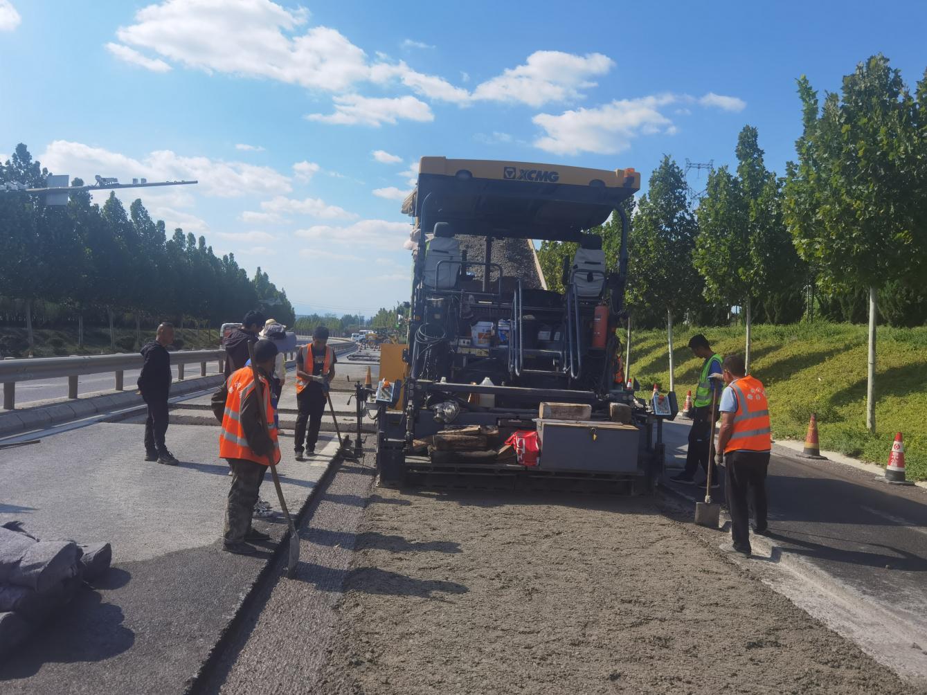 進(jìn)度條拉滿  第二區(qū)域項目部全力推進(jìn)S102項目進(jìn)程