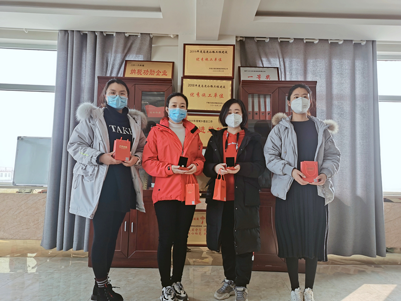 隔離疫情，但不隔離愛(ài)——公司為女員工送上節(jié)日禮品