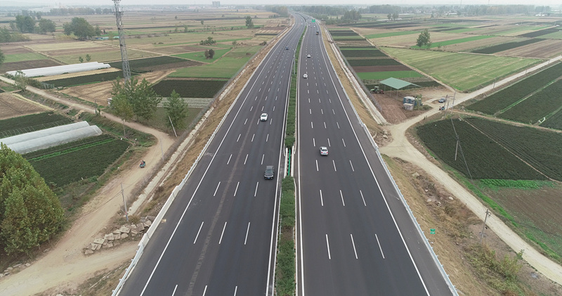 京滬高速改擴(kuò)建、嵐羅高速、濟(jì)南大東環(huán)、濰日高速濰坊連接線四項(xiàng)目正式通車