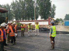 市政分公司嚴格落實安全生產(chǎn)班前會制度