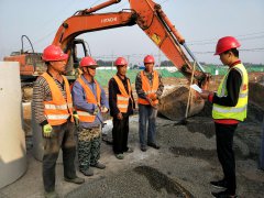 十月，我們一起奮戰(zhàn)