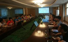 公司財務(wù)部組織每月一次學習培訓活動