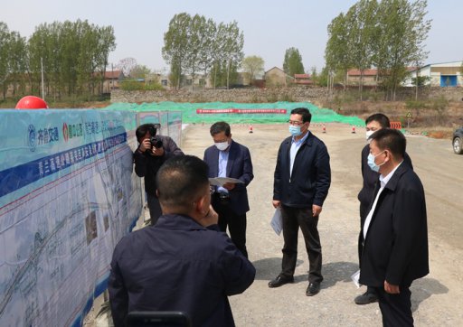 齊魯交通發(fā)展集團(tuán)黨委副書記、總經(jīng)理相立昌到青蘭項目部調(diào)研 