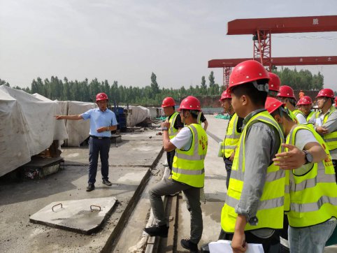 青蘭項目部組織開展現(xiàn)場實踐培訓活動