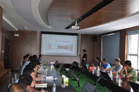 基地黨支部組織學(xué)習(xí) 《工作、生活中自我情緒的管理和調(diào)節(jié)》專題講座