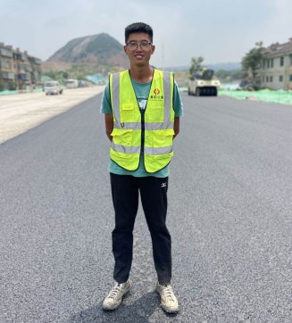 奮進(jìn)新時(shí)代，砥礪新征程