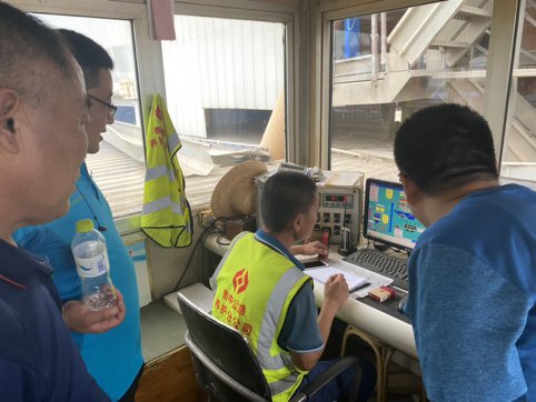 G341膠海線ZAC-25熱再生瀝青混凝土試驗(yàn)段順利完成