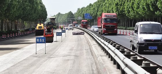 【抓作風(fēng) 創(chuàng)效益】護(hù)好建好亮好我們的路 ——G205我們這樣開(kāi)局起步