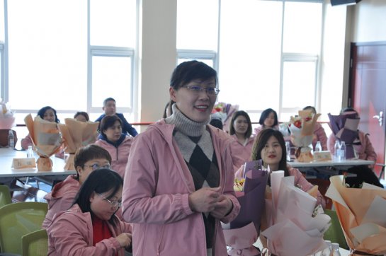 暖暖新春意，幸福三八節(jié)