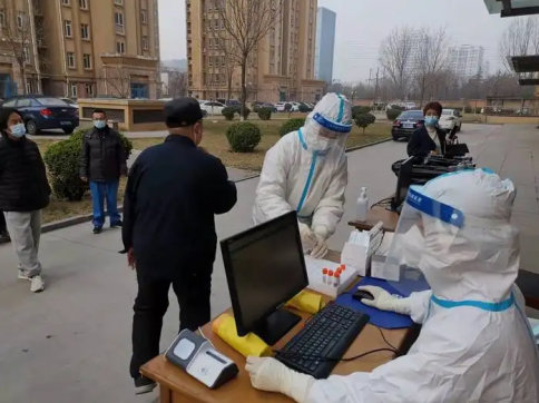 萬眾一心，眾志成城